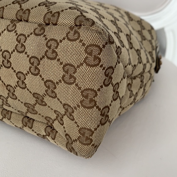 Authentic Gucci GG Horsebit Hobo Bag - Picture 4 of 12